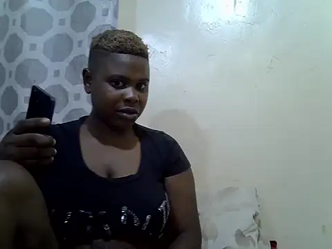 Snapshot of queentashana chatting on June 3, 2026, 3:06 pm queentashana online show from June 3, 2026, 3:06 pm