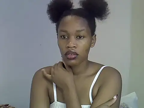 ANGEL MIA23 online show from May 28, 2026, 1:46 am