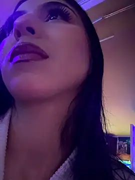 ariella lovee online show from May 28, 2026, 12:18 am