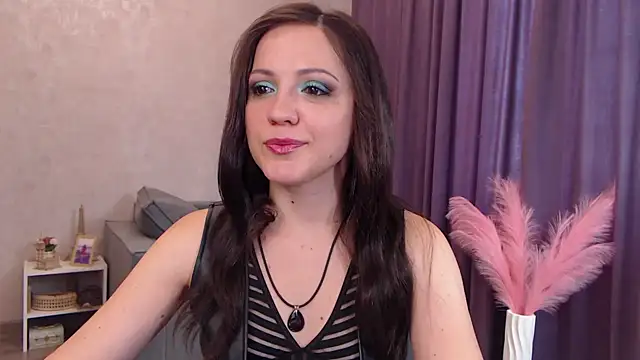 Snapshot of SusanMorandi chatting on July 20, 2026, 9:16 am SusanMorandi online show from July 20, 2026, 9:16 am