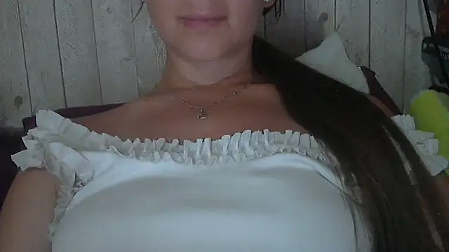 Bella--White online show from June 15, 2026, 5:34 pm