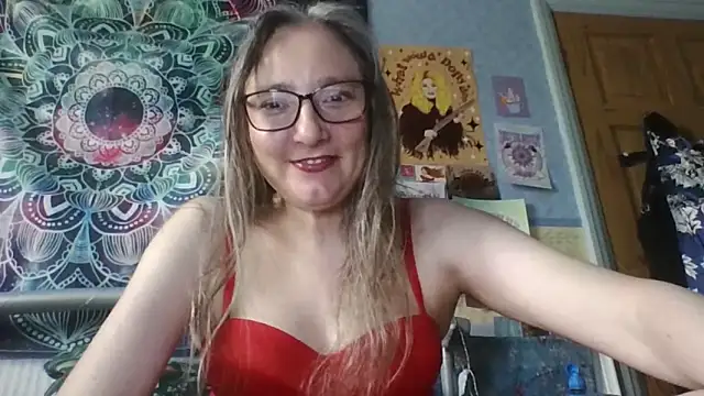 Izzylove47 online show from June 1, 2026, 11:21 am