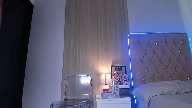 myatexas online show from May 22, 2026, 12:03 pm