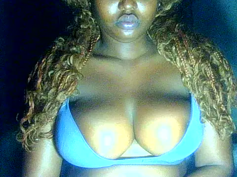 Snapshot of Yaspretty6 chatting on July 14, 2026, 11:44 pm Yaspretty6 online show from July 14, 2026, 11:44 pm