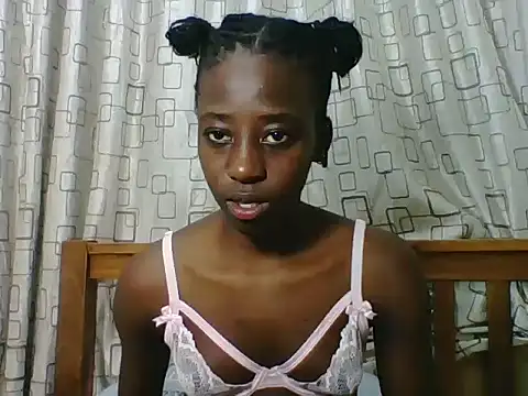 Snapshot of Darkpretty23 chatting on July 9, 2026, 7:24 pm Darkpretty23 online show from July 9, 2026, 7:24 pm