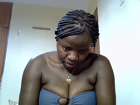 Snapshot of misscandic_ chatting on June 2, 2026, 11:27 pm misscandic online show from June 2, 2026, 11:27 pm