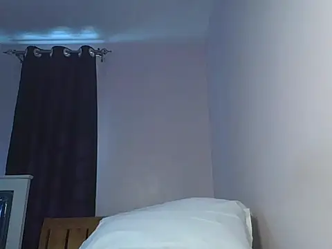 Snapshot of spicy_cherrie chatting on July 22, 2026, 11:12 am spicy cherrie online show from July 22, 2026, 11:12 am