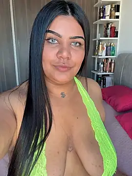 CharlotteFoxx3 online show from May 18, 2026, 7:07 pm