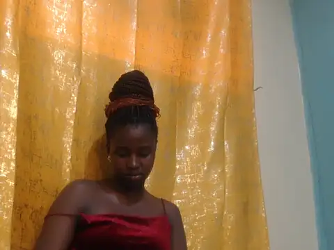 Sexxy-skinny online show from July 17, 2026, 3:42 pm