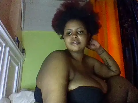 Snapshot of sexychubby22 chatting on June 6, 2026, 3:45 am sexychubby22 online show from June 6, 2026, 3:45 am