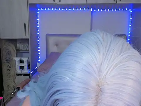 Honniewhitee  online show from July 23, 2026, 1:58 am