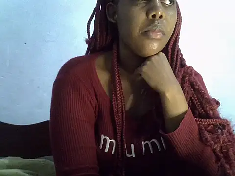 Snapshot of Bianca0011 chatting on July 7, 2026, 3:42 am Bianca0011 online show from July 7, 2026, 3:42 am
