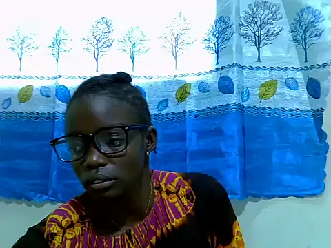Snapshot of Pretty_min chatting on July 20, 2026, 6:43 am Pretty min online show from July 20, 2026, 6:43 am