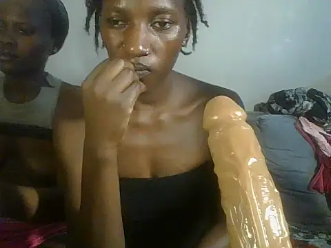 SleekCandy petites online show from May 25, 2026, 6:17 pm