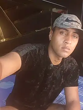 CamiloOlivera online show from May 23, 2026, 9:25 pm