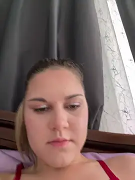 Snapshot of la_lisa_ chatting on July 1, 2026, 7:41 am la lisa online show from July 1, 2026, 7:41 am