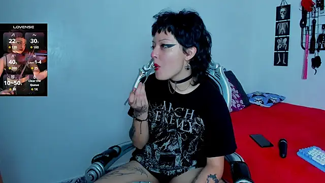 baby punk  online show from July 3, 2026, 11:22 pm