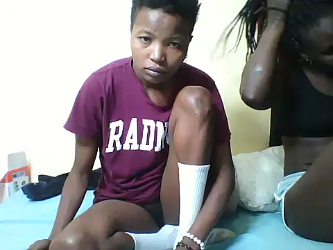 Snapshot of Bambybeauty2 chatting on June 26, 2026, 5:46 am Bambybeauty2 online show from June 26, 2026, 5:46 am