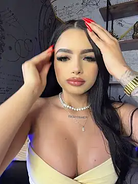 Snapshot of BustyAngelXXX chatting on July 18, 2026, 1:20 pm BustyAngelXXX online show from July 18, 2026, 1:20 pm