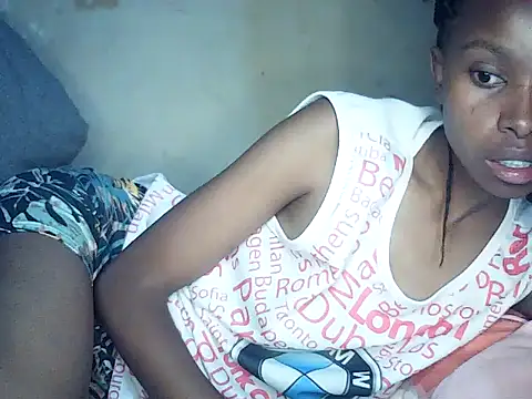 marycutie1 online show from June 3, 2026, 7:51 pm