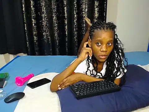 Snapshot of prettty_Talia chatting on July 19, 2026, 10:17 pm prettty Talia online show from July 19, 2026, 10:17 pm