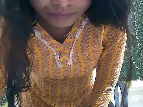 Snapshot of shallykaur chatting on July 10, 2026, 3:06 am shallykaur online show from July 10, 2026, 3:06 am