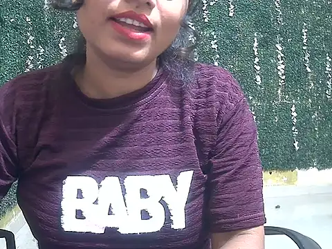 Snapshot of shallykaur chatting on June 13, 2026, 3:48 am shallykaur online show from June 13, 2026, 3:48 am