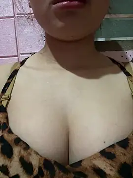 Lilyy-sexy online show from June 11, 2026, 3:20 pm