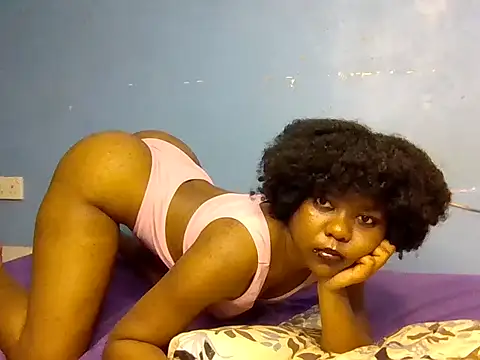 Snapshot of Glow_drip chatting on May 19, 2026, 5:03 am Glow drip online show from May 19, 2026, 5:03 am