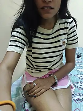 Shanaya 001 online show from June 2, 2026, 10:37 am