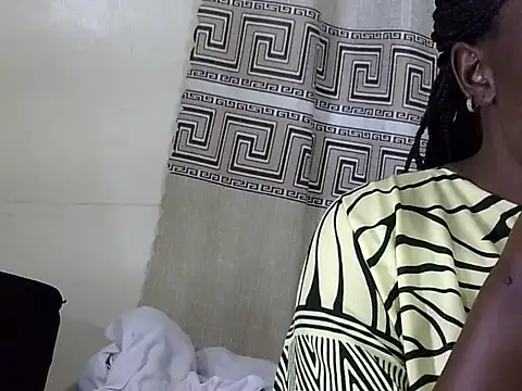 sexxy melons online show from May 19, 2026, 5:09 pm