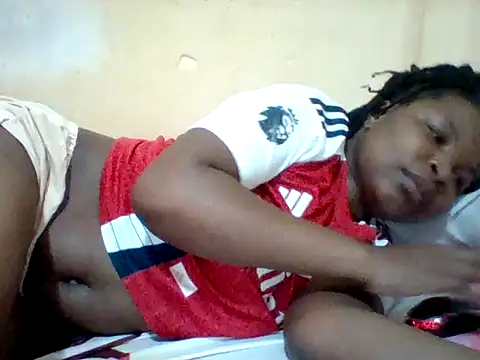 Snapshot of Camilla-Sweets chatting on June 25, 2026, 7:13 am Camilla-Sweets online show from June 25, 2026, 7:13 am