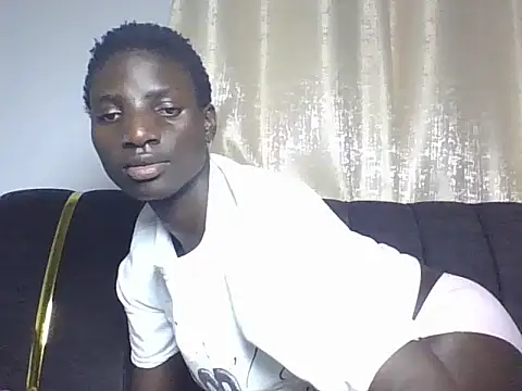 cutiebreey online show from May 24, 2026, 12:49 pm