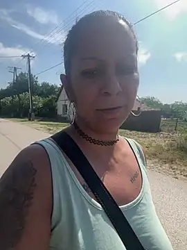 wildfarmbabe online show from July 17, 2026, 7:49 am
