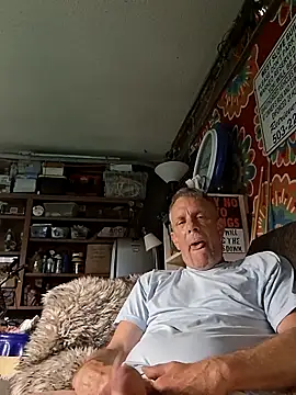 truckdawg2023 online show from June 22, 2026, 11:46 pm
