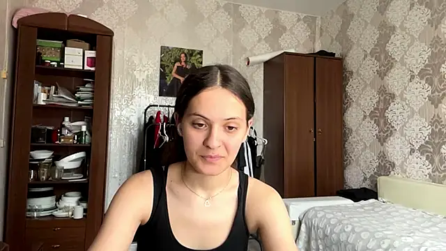 MarlynSiefkes online show from June 5, 2026, 12:55 pm