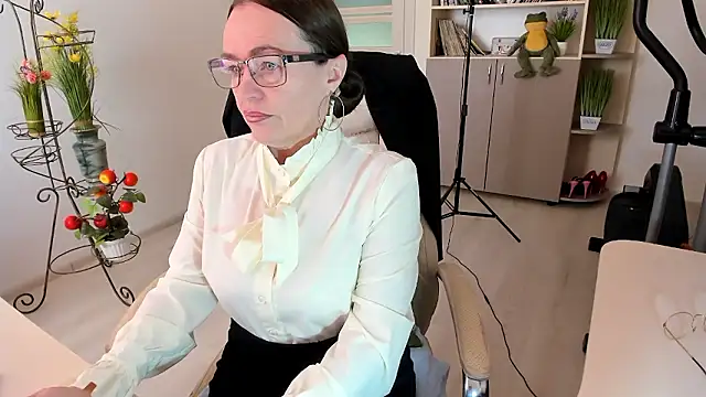 Vika73 online show from January 18, 2026, 7:12 am