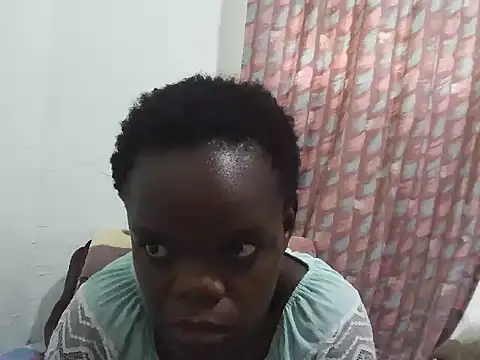 Snapshot of mindnightsnack chatting on July 8, 2026, 2:51 pm mindnightsnack online show from July 8, 2026, 2:51 pm