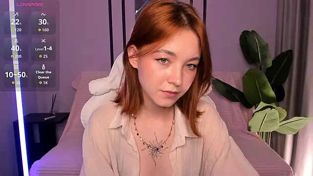 New Web Girl online show from May 29, 2026, 10:54 am