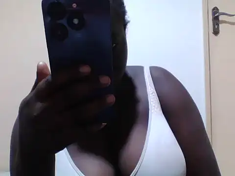 Snapshot of melaningirl chatting on July 18, 2026, 5:10 pm melaningirl online show from July 18, 2026, 5:10 pm