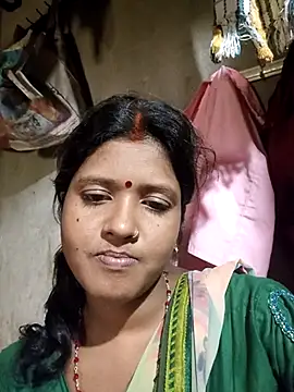 Snapshot of your-candy-cam chatting on June 23, 2026, 9:29 am your-candy-cam online show from June 23, 2026, 9:29 am