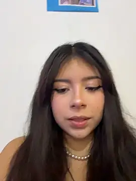 softdoll-  online show from June 5, 2026, 6:13 pm