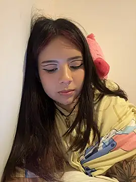 Snapshot of softdoll-_ chatting on July 22, 2026, 3:41 am softdoll- online show from July 22, 2026, 3:41 am