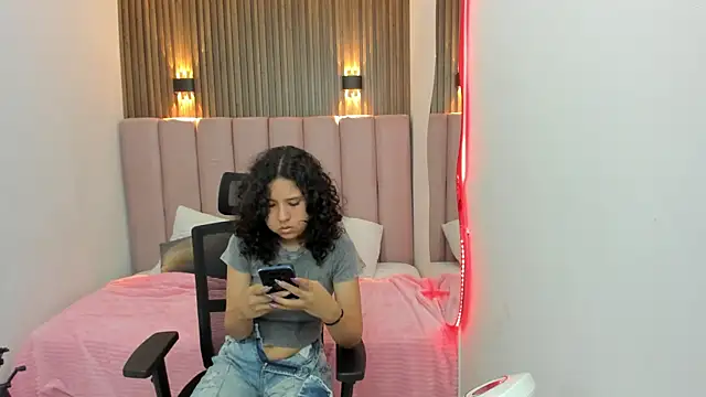 Snapshot of AkiraHayamii chatting on July 17, 2026, 12:02 pm AkiraHayamii online show from July 17, 2026, 12:02 pm