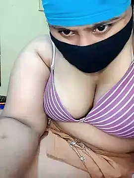 shaik35f online show from June 9, 2026, 5:58 pm