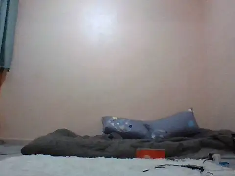 Snapshot of remmy_luna2 chatting on July 8, 2026, 4:18 pm remmy luna2 online show from July 8, 2026, 4:18 pm