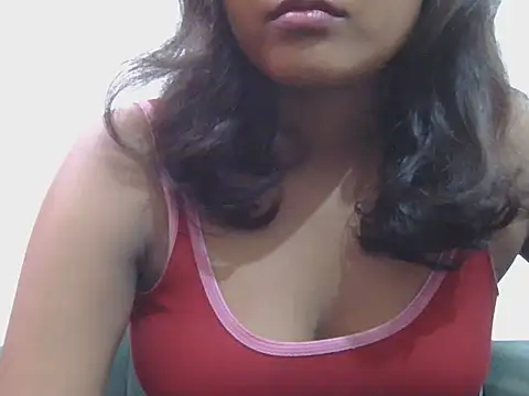 Diana Penty online show from July 17, 2026, 10:18 pm