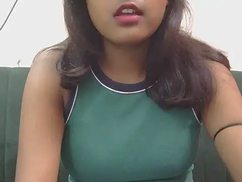 Diana Penty online show from July 13, 2026, 5:34 pm