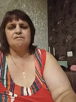 Snapshot of LisichkaOksana chatting on July 4, 2026, 7:18 pm LisichkaOksana online show from July 4, 2026, 7:18 pm