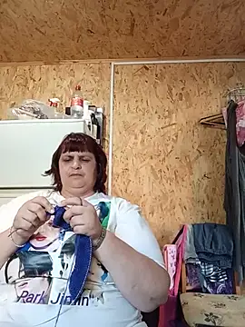 Snapshot of LisichkaOksana chatting on July 6, 2026, 5:26 pm LisichkaOksana online show from July 6, 2026, 5:26 pm